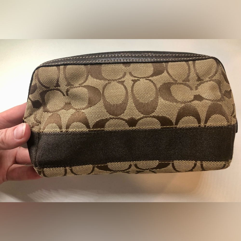 Coach makeup bag, monogram brown